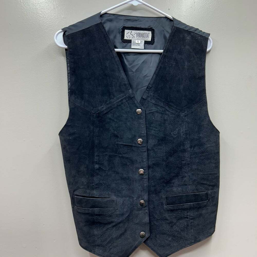 BB Dakota Vintage Black Suede Leather Snap Front Western Vest